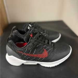 2017 HyperAdapt 1.0 'Bred